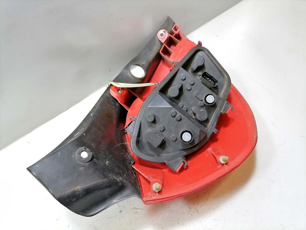 Renault Clio 3 original Rücklicht Rückleuchte rechts BJ05